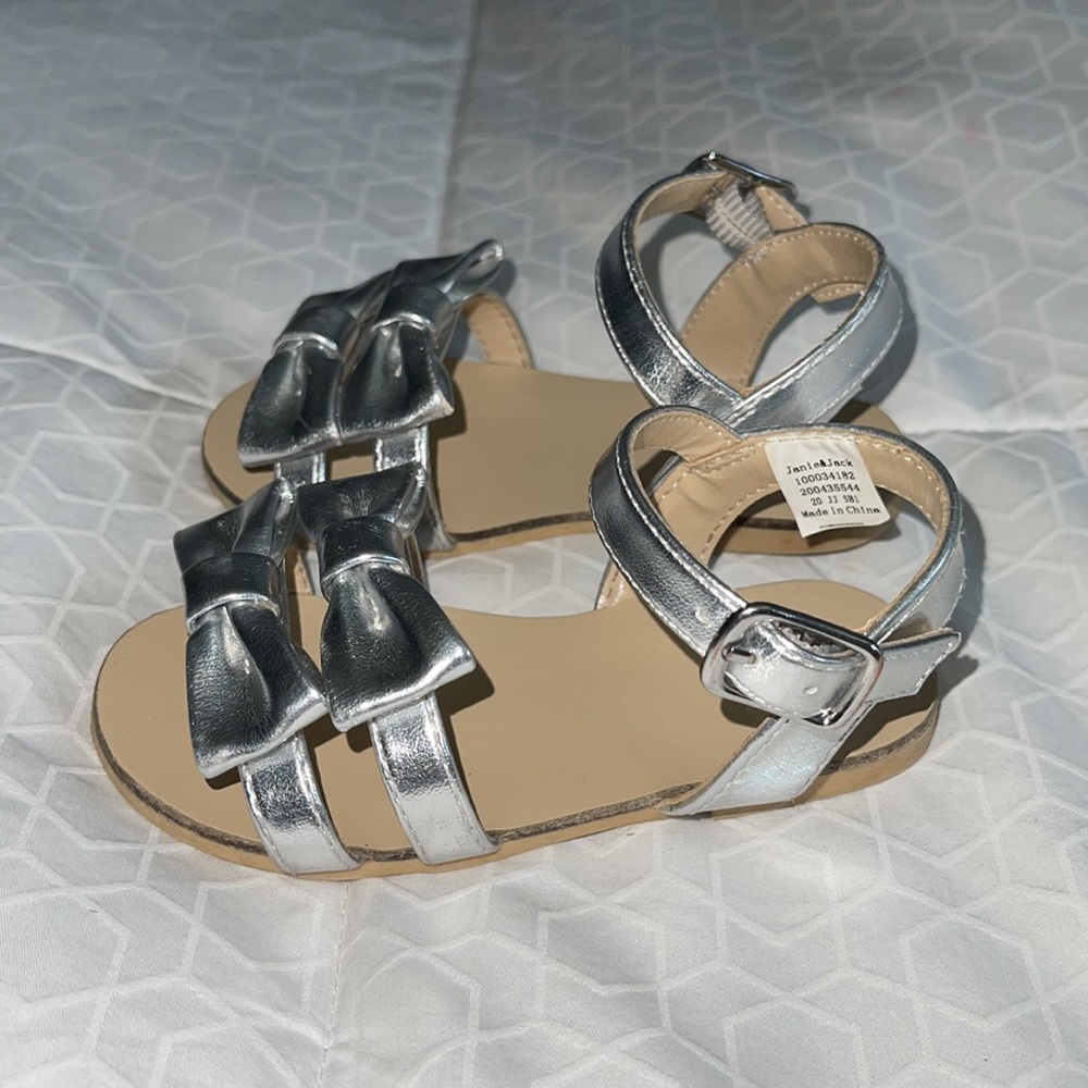 Sandals - Picture 4 of 4